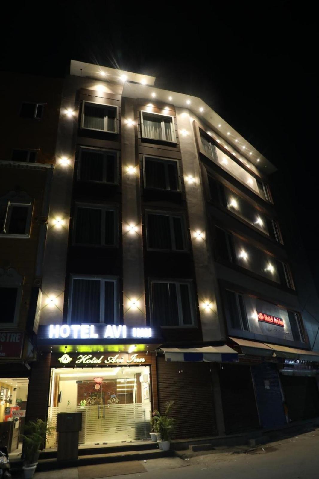 Hotel Avi Inn Amritsar Exterior photo
