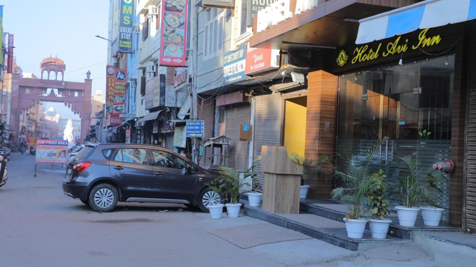 Hotel Avi Inn Amritsar Exterior photo